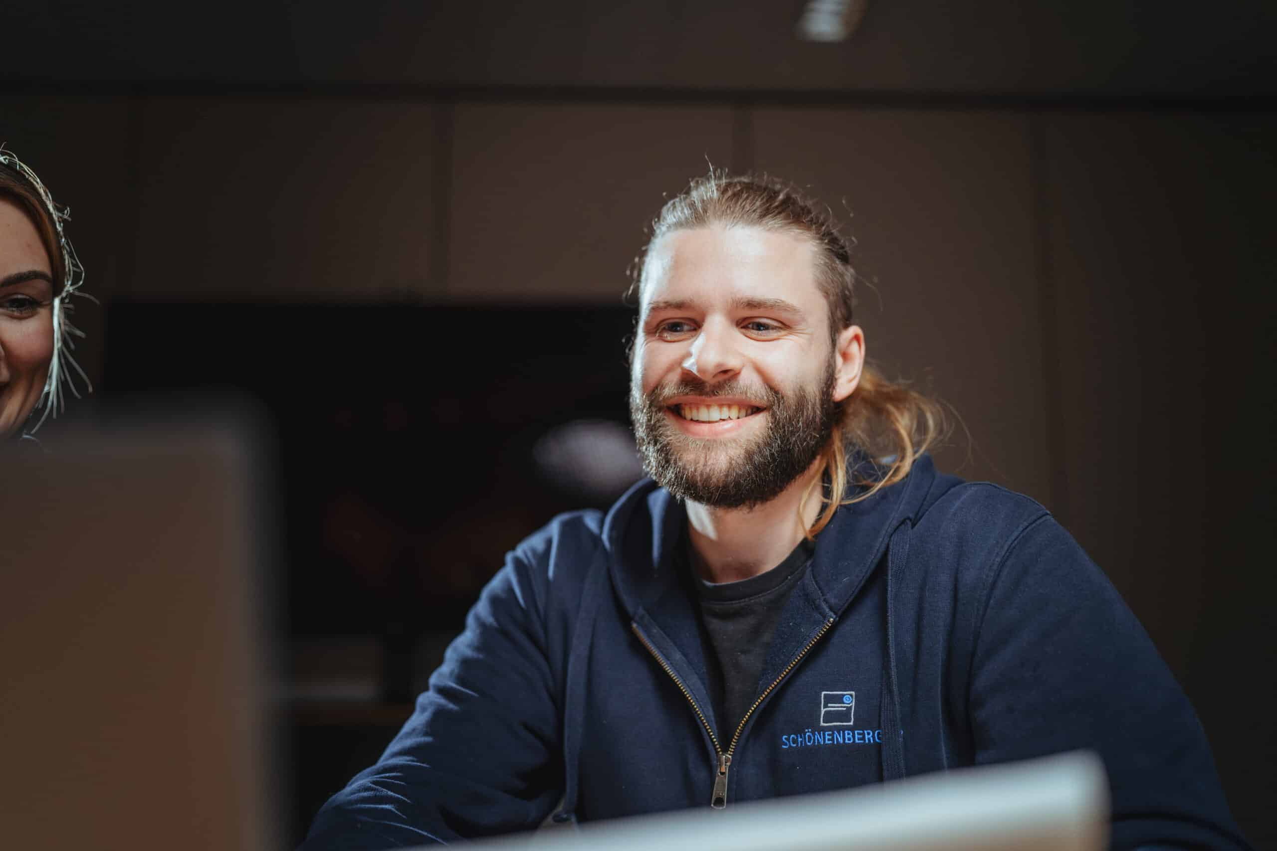 Jobs bei Schönenberger Systeme in Landsberg am Lech für Berufseinsteiger und Absolventen und Absolventinnen